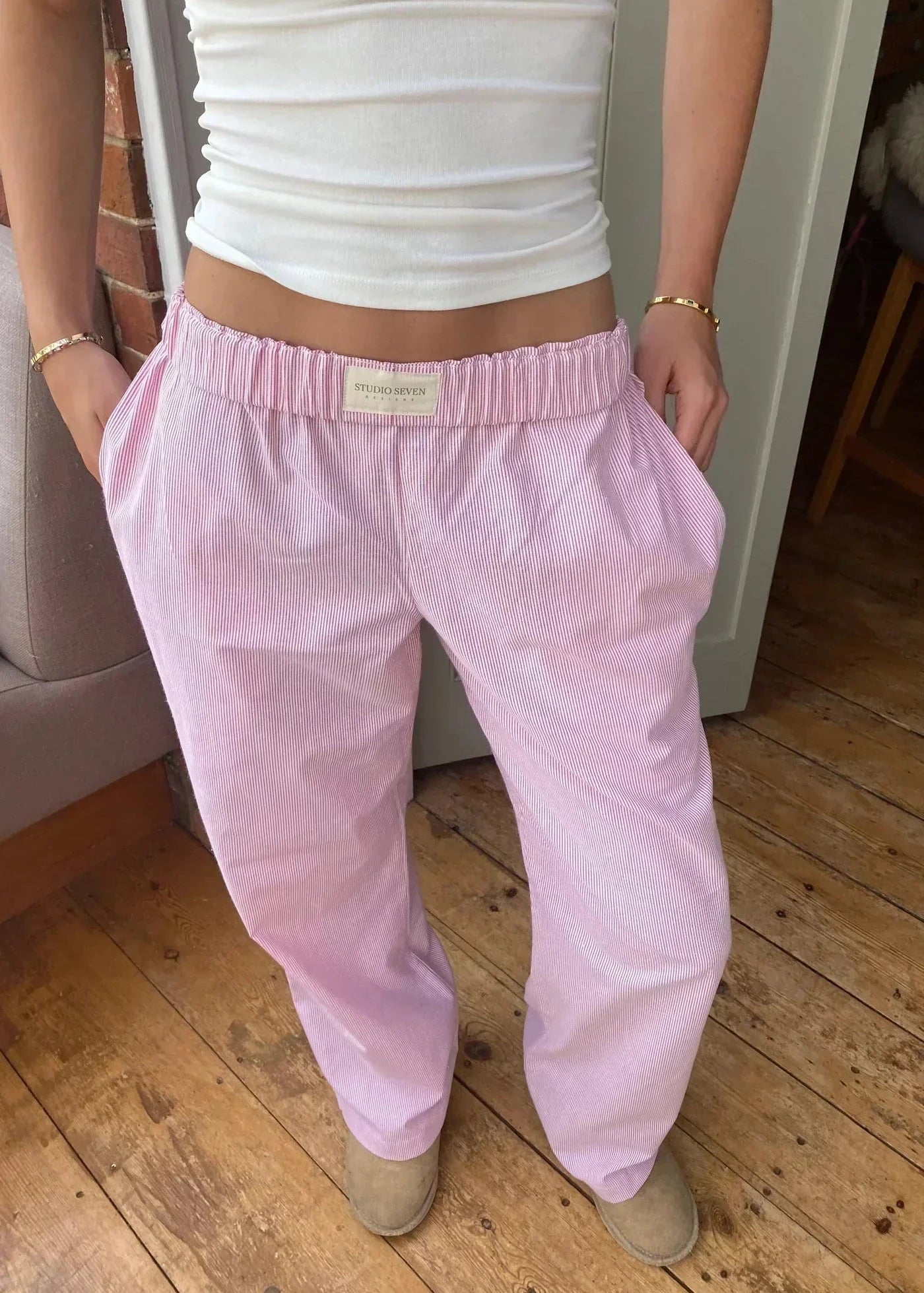 Ultra-comfortable lounge pants for chic style 